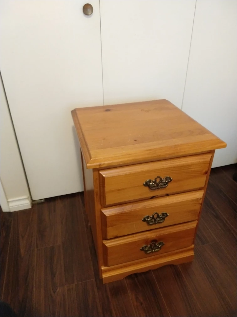 Wooden Bed Frame with Box and 2 Nightstands - photo 4