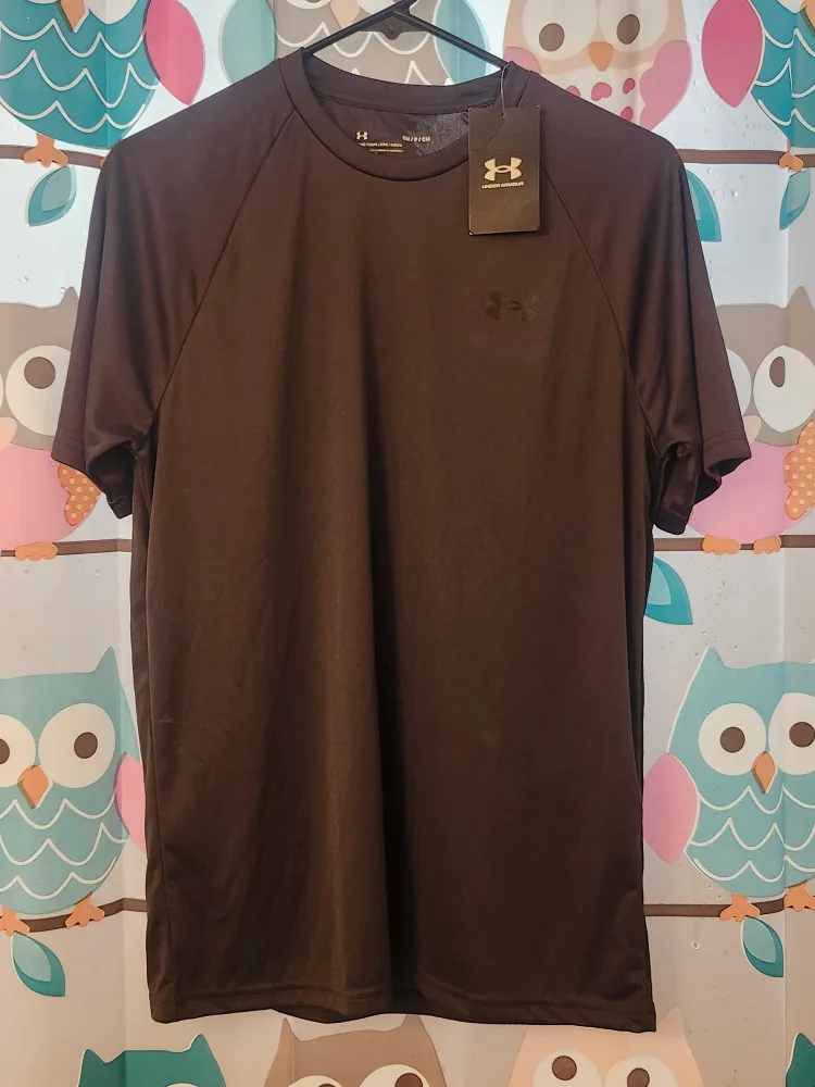 New Under Armour T-Shirt - Size Small - New thumbnail