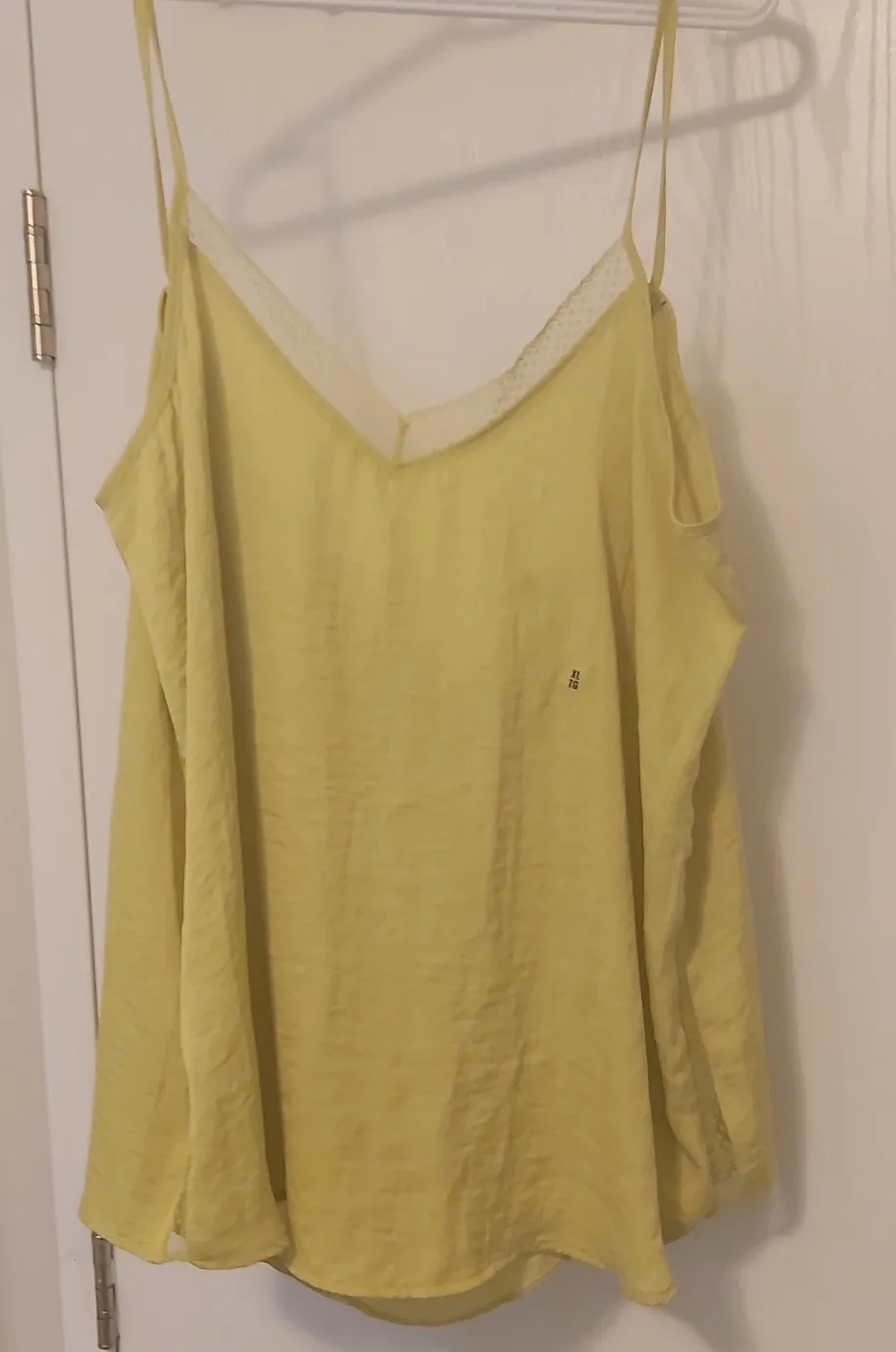 Aerie xl tank. Tags still attached. thumbnail