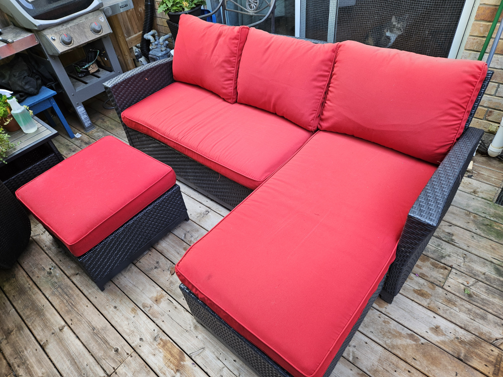 Outdoor Sectional Sofa and Ottoman