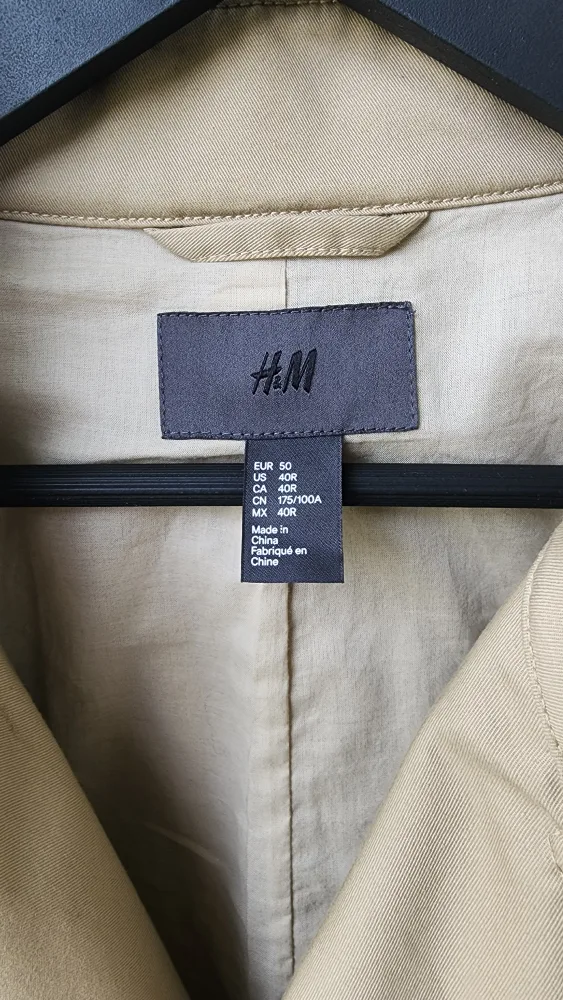 Beige Trench Coat image indicator(2)