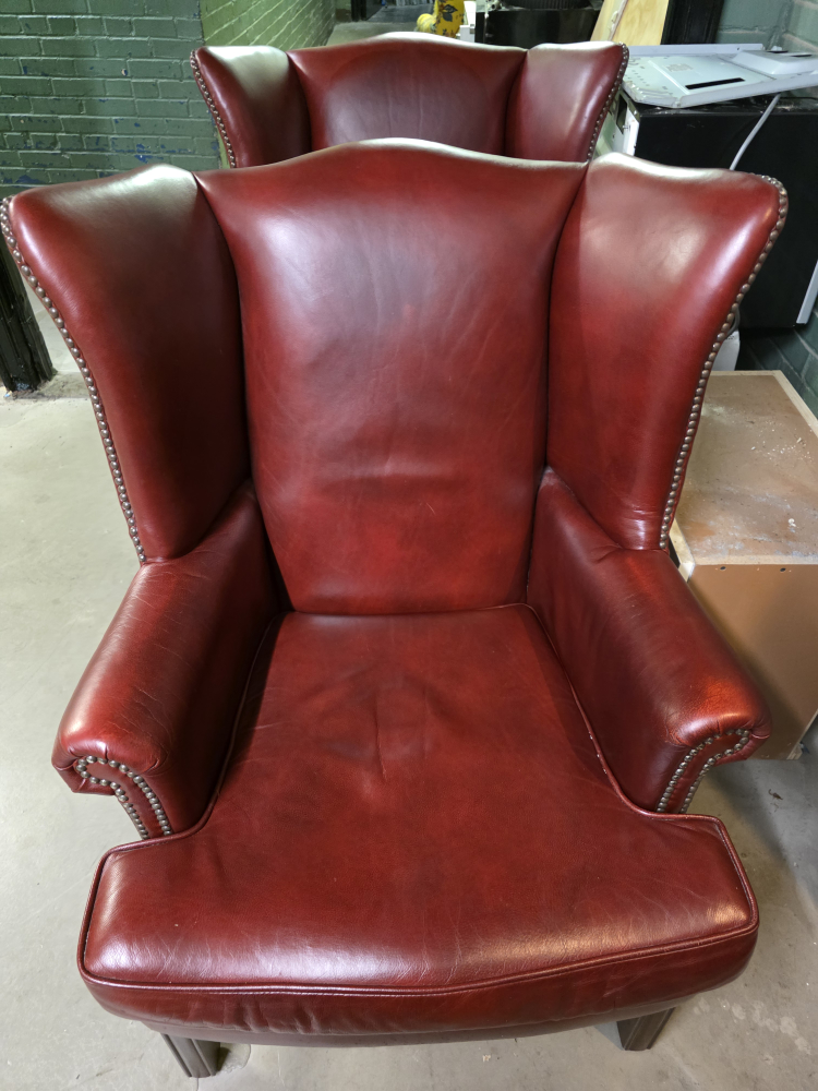 Pair of Red Leather Wingback Chairs - photo 4