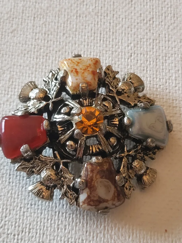 Vintage Stone Brooch thumbnail