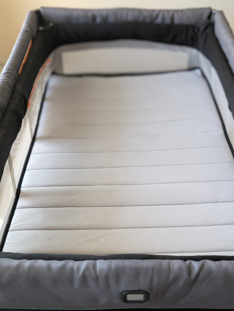 Chicco Portable Playard 3- in -1 - photo 4