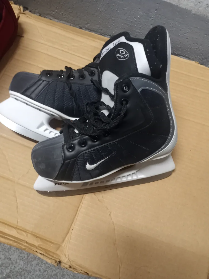 Nike Hockey Skates - Size 4 EE thumbnail