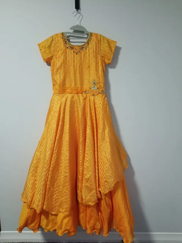 Yellow layered dress with embroidery