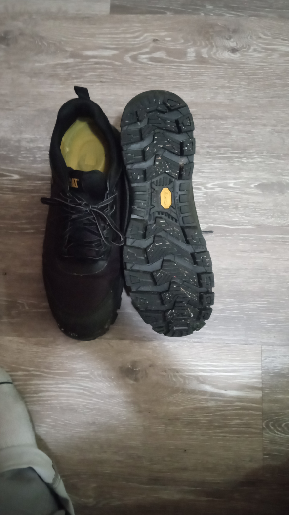 cat steel toe shoes.  size 11. like new. black - photo 3