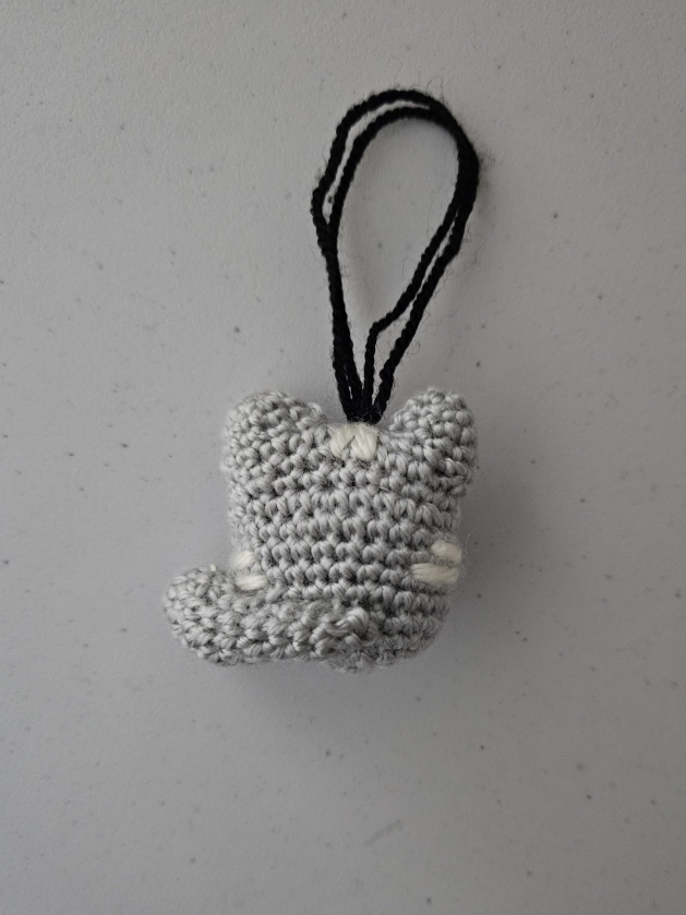Handmade Crochet Cat Keychain - Grey #freecycle - photo 4