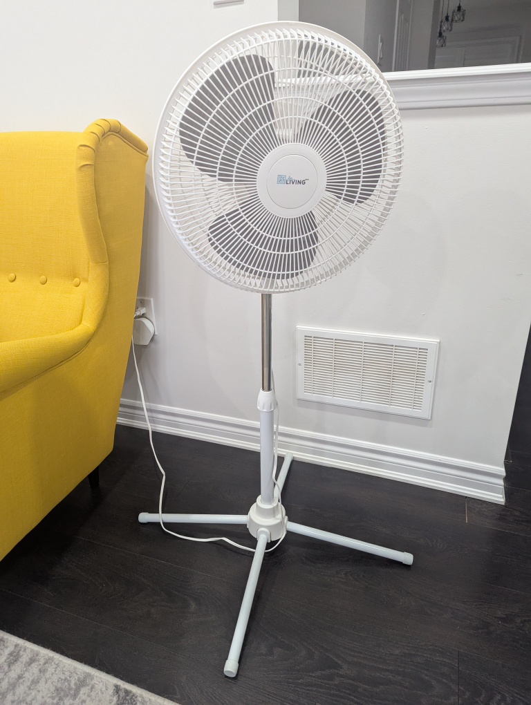Oscillating Pedestal/Stand Fan - photo 2