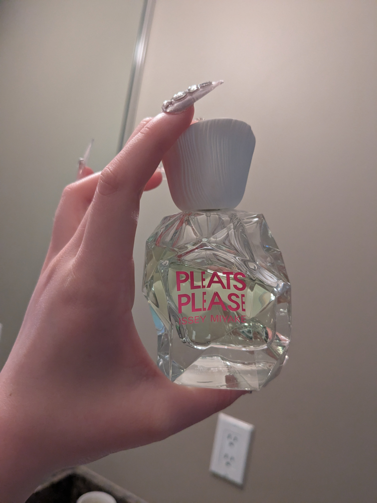 Pleats Please Issey Miyake & Yves Saint Laurent Perfumes - photo 3