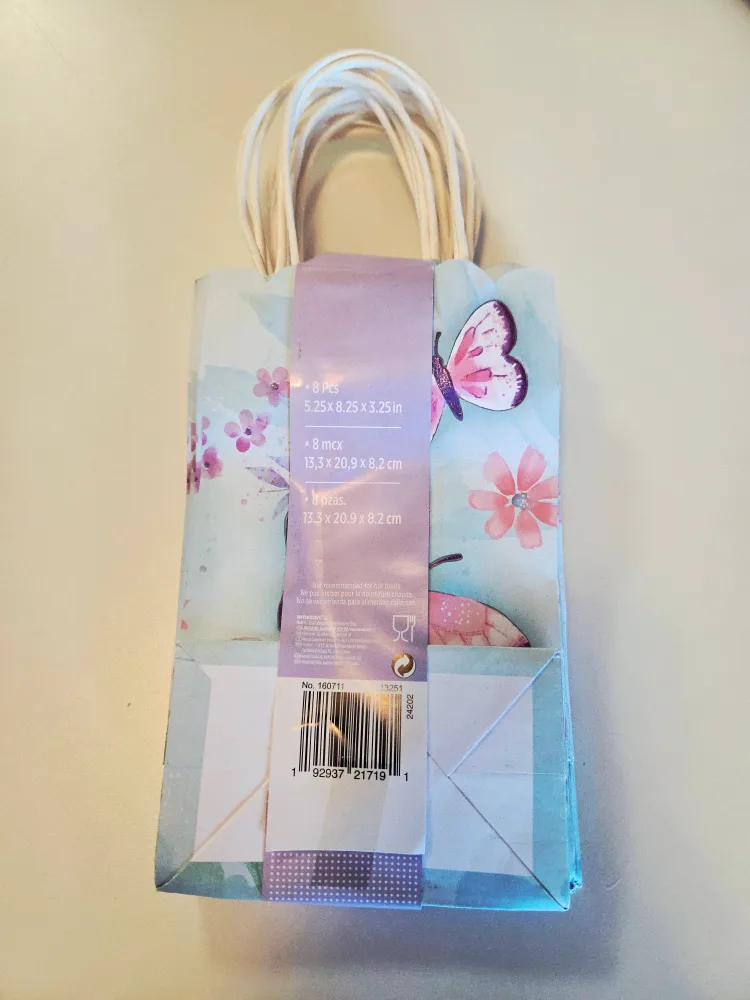 NEW 8 Pack Butterfly Treat Bags image indicator(3)