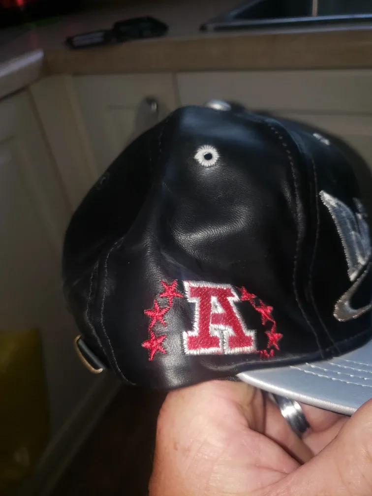 Oakland Raiders Proelite Leather Hat image indicator(2)