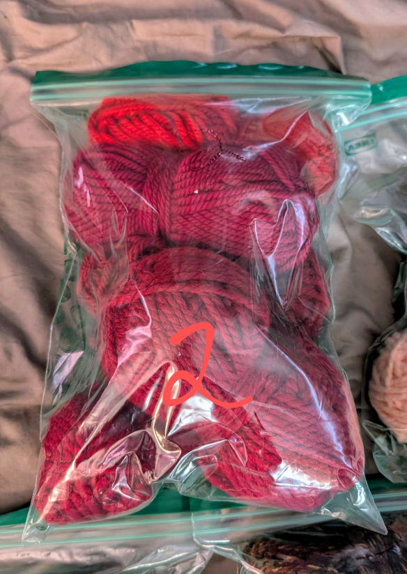 #freecycle Yarn Destash Bundles - Various Colours - photo 3