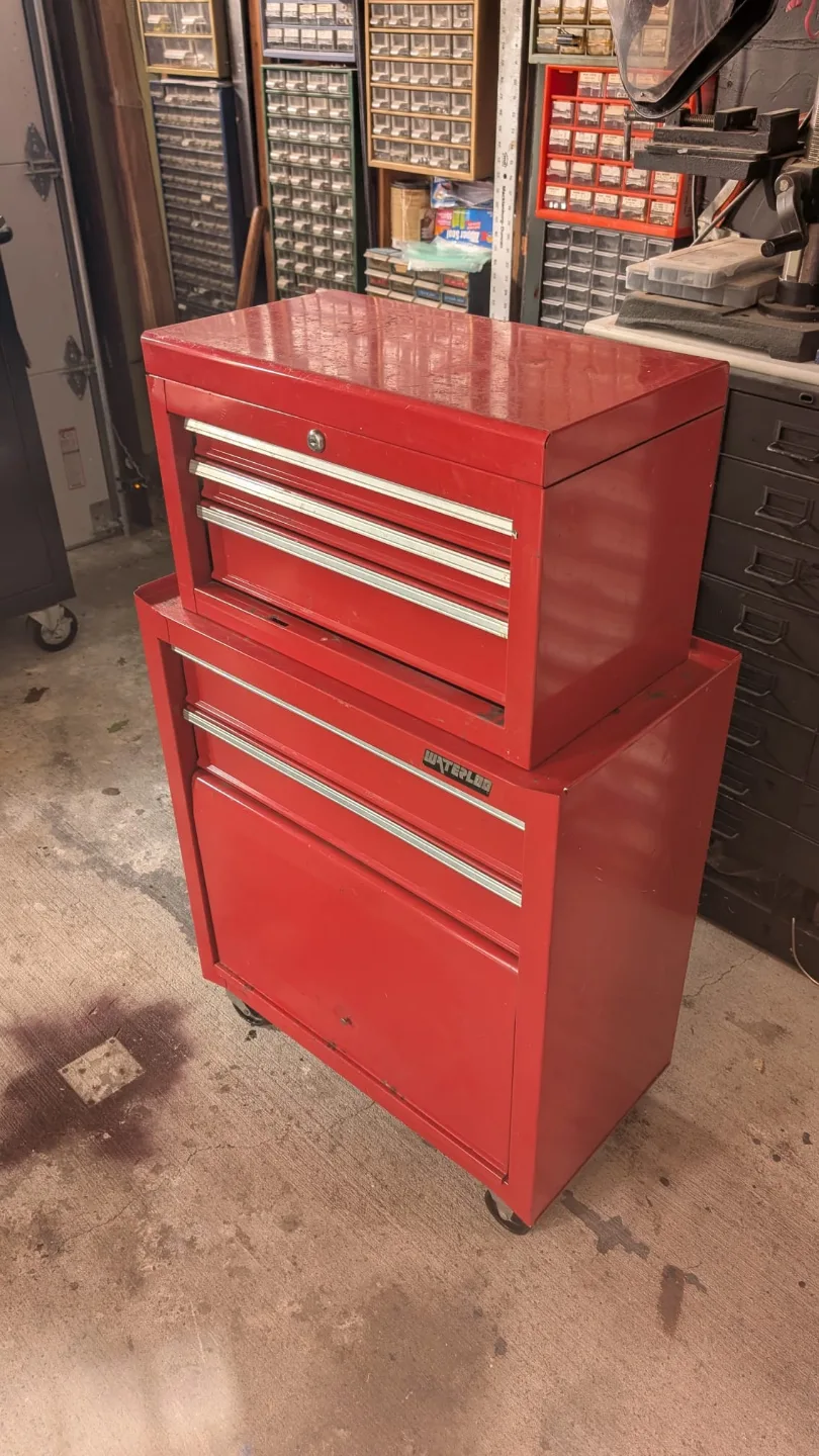 Red rolling tool chest thumbnail