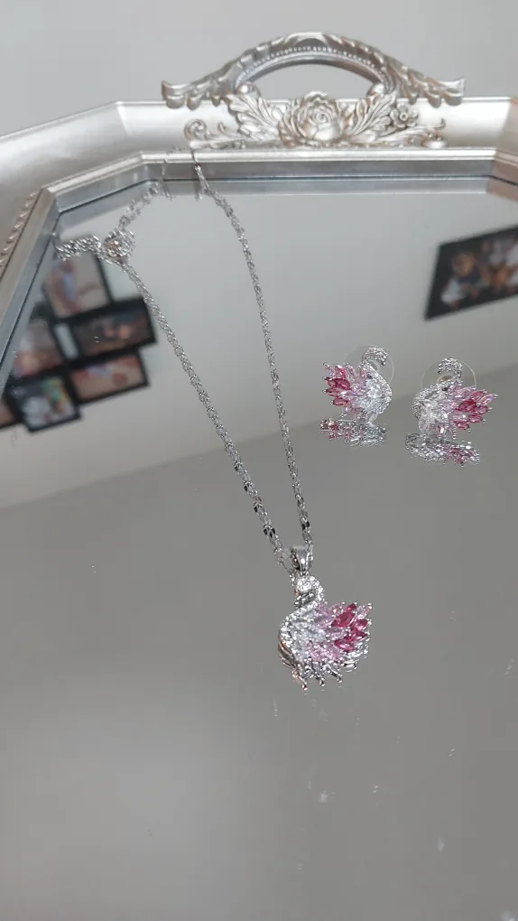 BRAND NEW super dainty classy Swan Necklace and Earring Set image indicator(5)