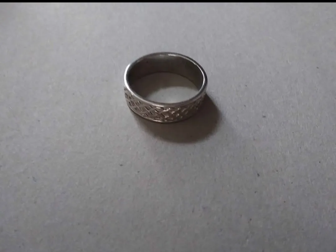 Silver Ring (Size 11) thumbnail