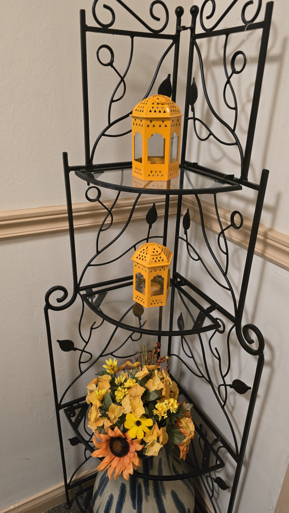 Black Metal Corner Shelf - photo 3