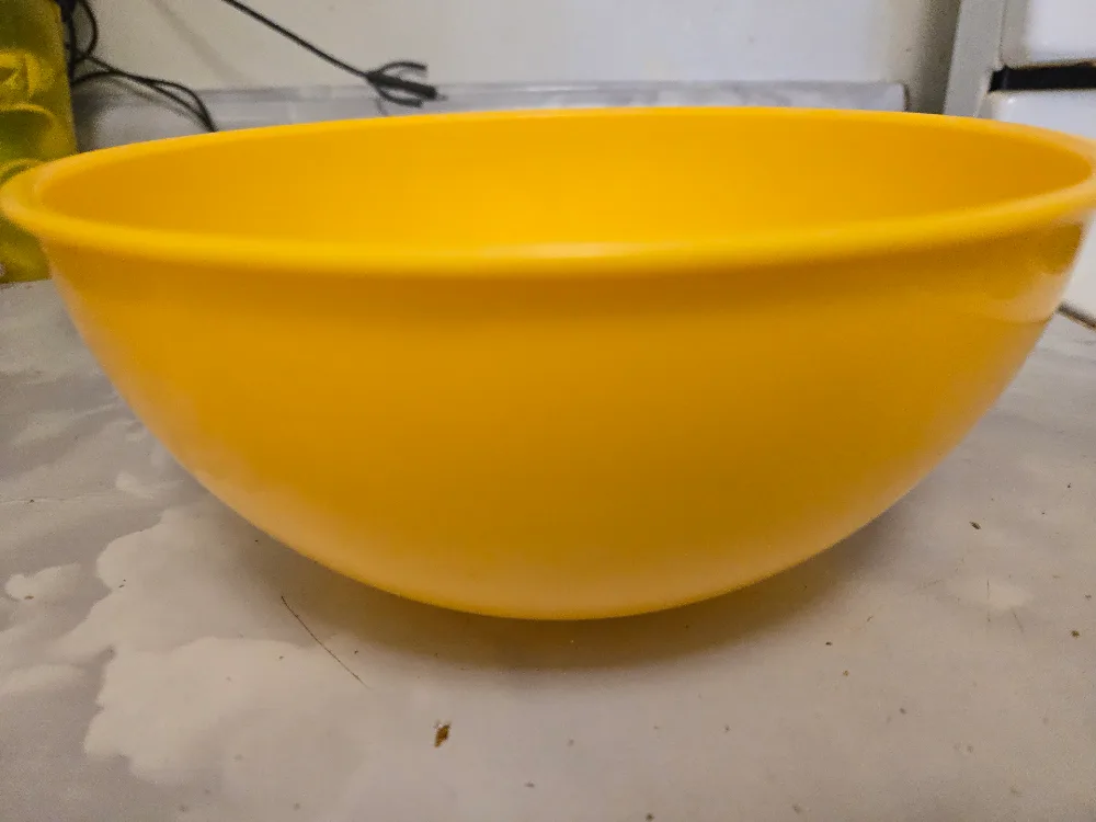 Yellow Mixing Bowl #freecycle thumbnail