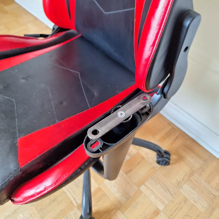 VITESSE Red and Black Gaming Chair image indicator(2)