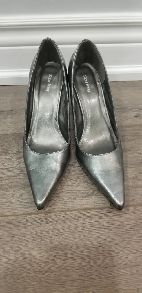 EUC - Spring Vegan Leather Charcoal Grey Pumps Size 6.5 USA image indicator(2)