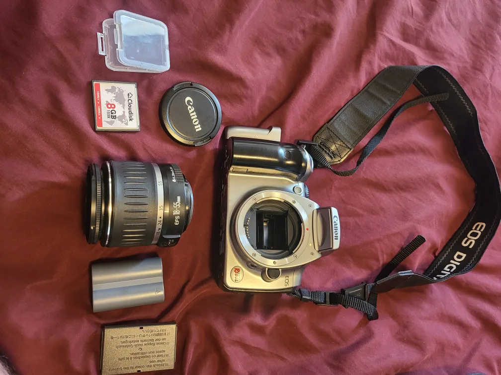 Canon EOS Digital Rebel Camera w/ 18-55mm Lens image indicator(10)