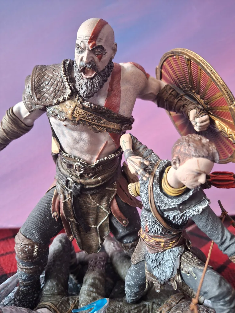 God of War Kratos & Atreus Figurine image indicator(5)