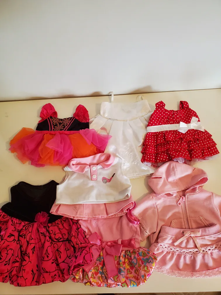 Build A Bear BABW lot Of 9 Pieces. Dresses And Outifts thumbnail