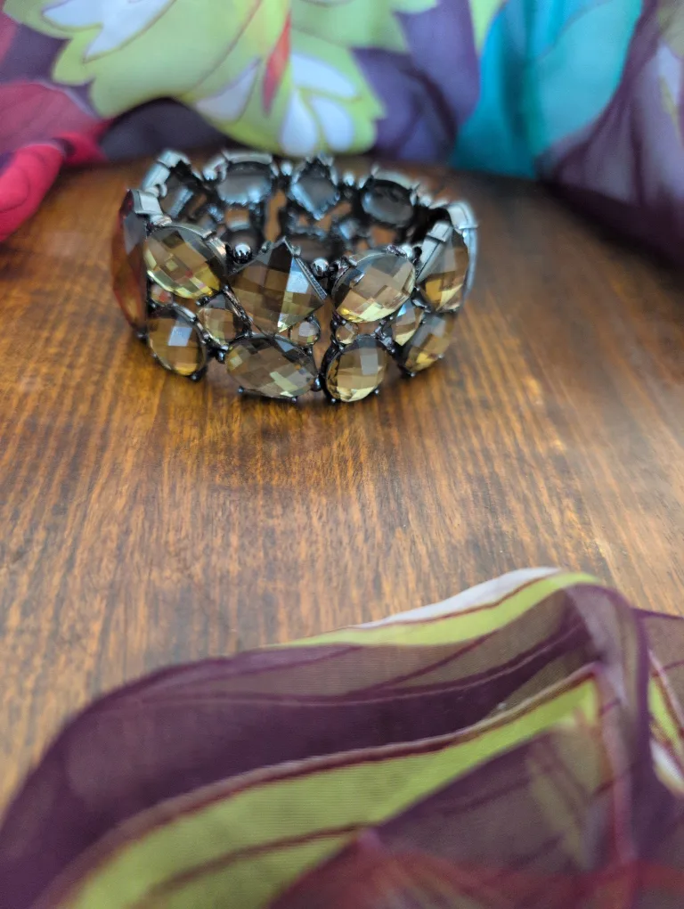 Fashion Bracelets image indicator(6)