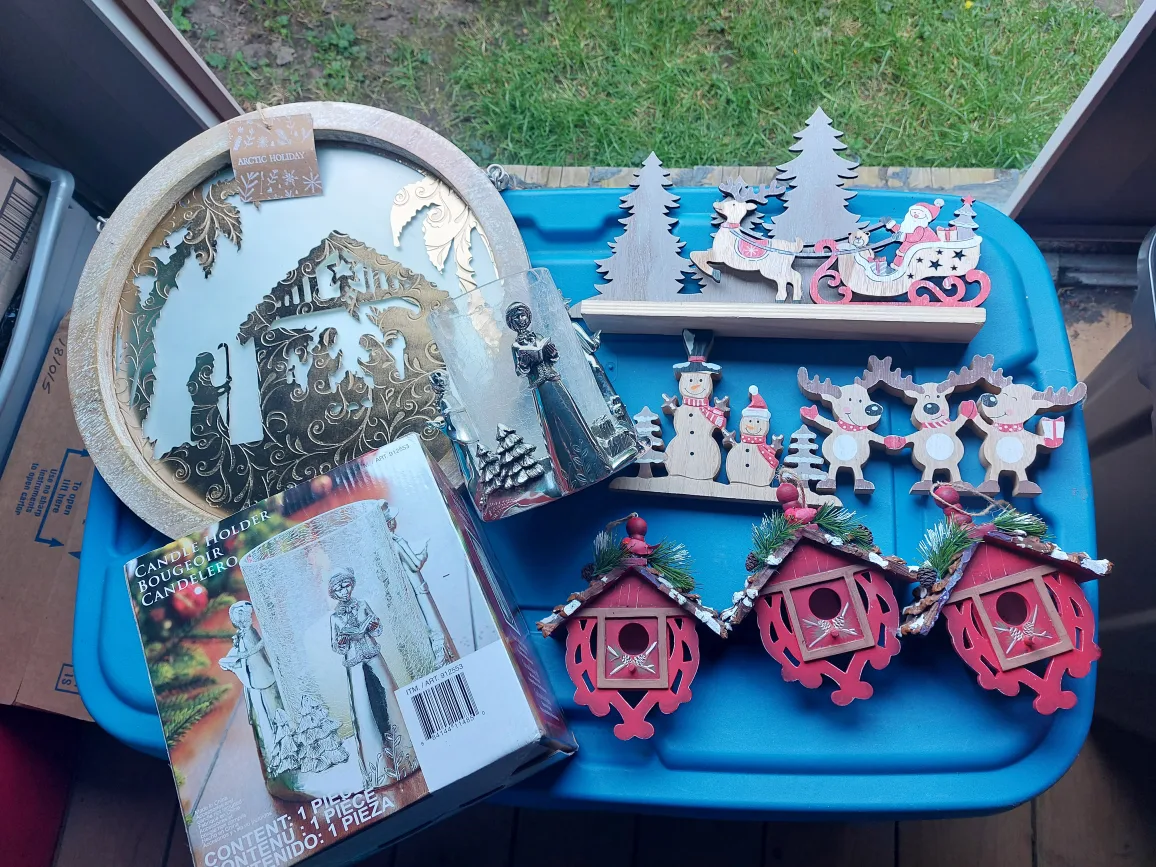 Christmas stuff lot thumbnail