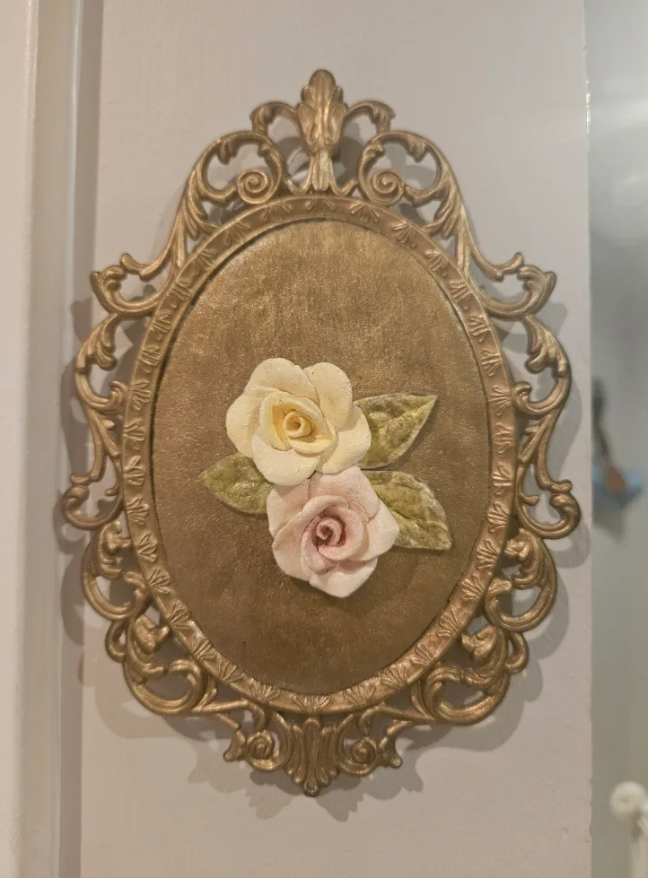 Gold Framed Rose Wall Décor thumbnail