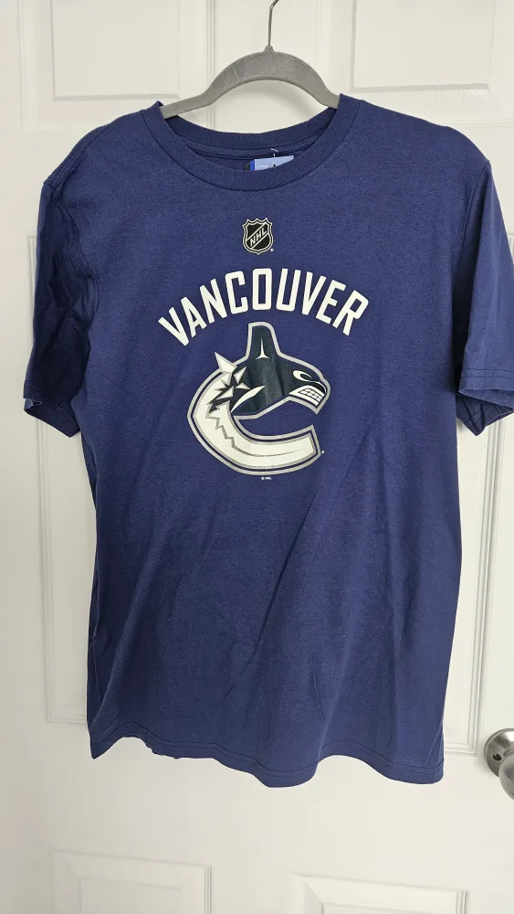 Adidas Vancouver Canucks Hockey Shirt thumbnail