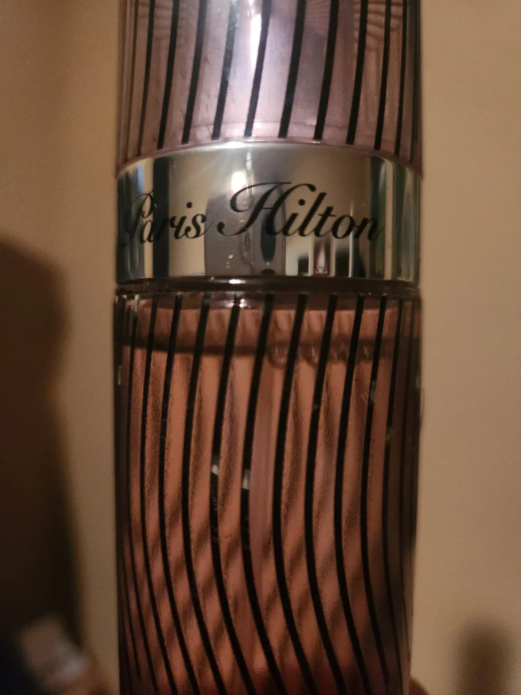 Paris Hilton Eau de Parfum 100ml image indicator(2)