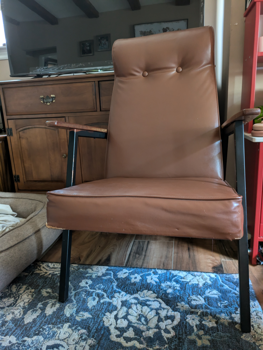Brown Leather Armchair - photo 3