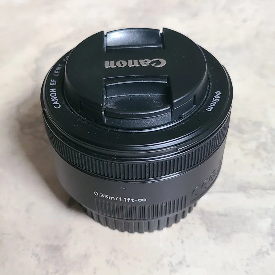 Canon EF Lens 50mm f/1.8 STM thumbnail