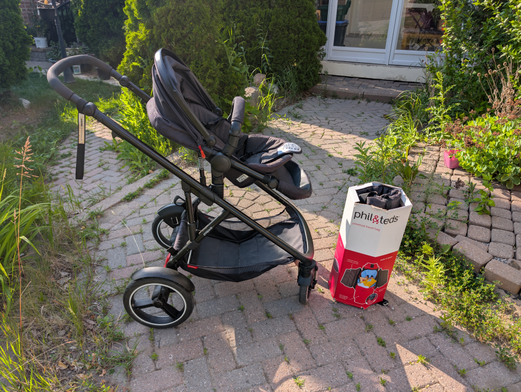 Phil & Teds Voyager Stroller