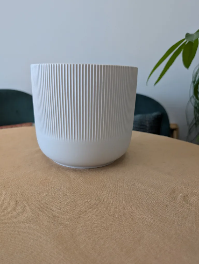 IKEA White Plant Pot thumbnail