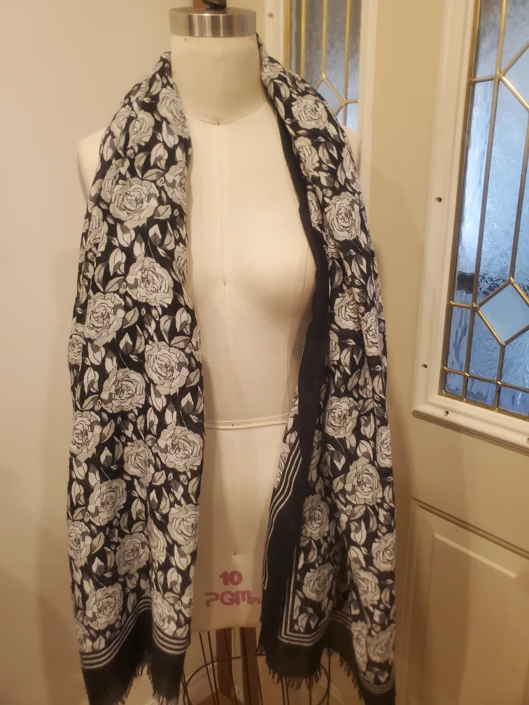 Long Scarf thumbnail