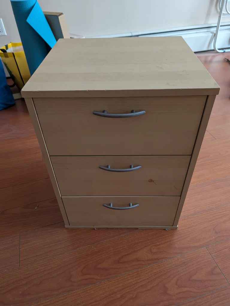 IKEA Hemnes 3-Drawer Chest thumbnail