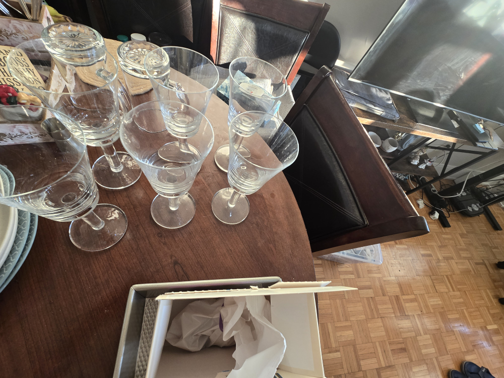 Crystal wine glasses - photo 2