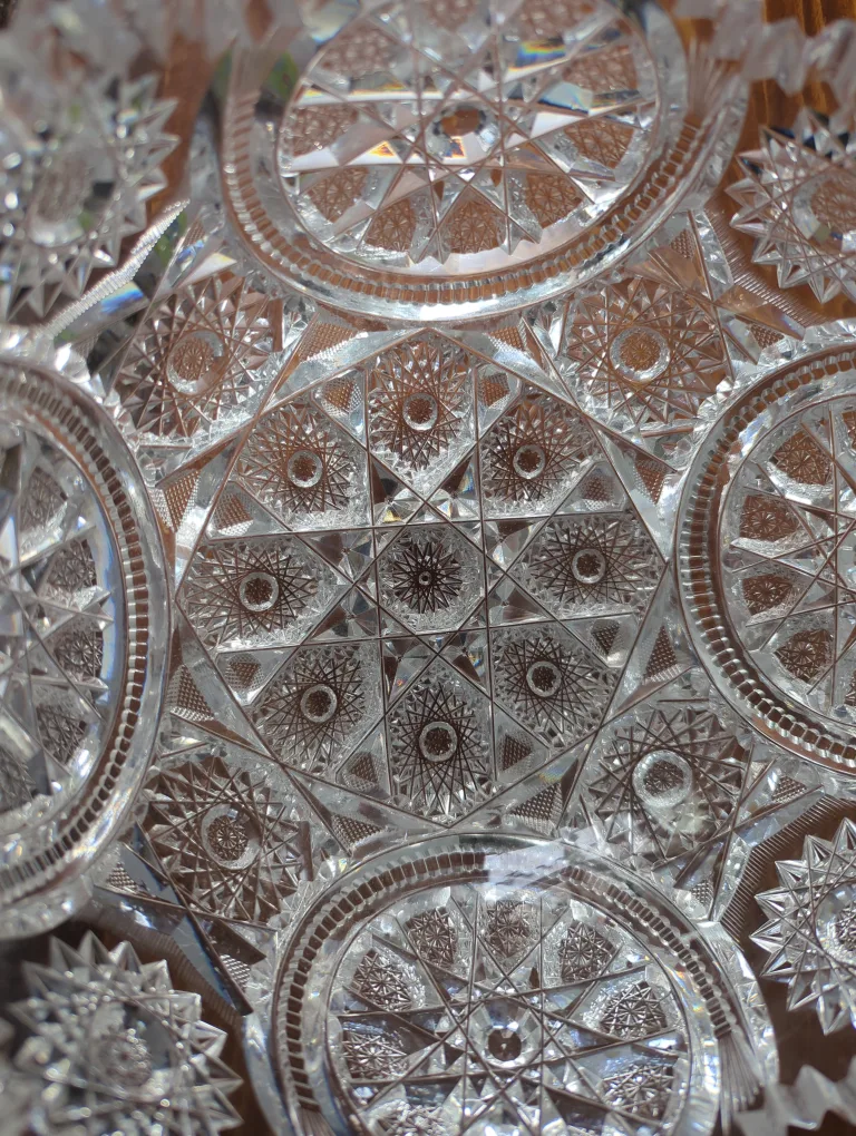 Vintage Crystal Bowl image indicator(4)