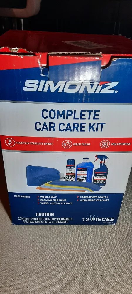 Brand New Simoniz Complete Car Care Kit image indicator(2)