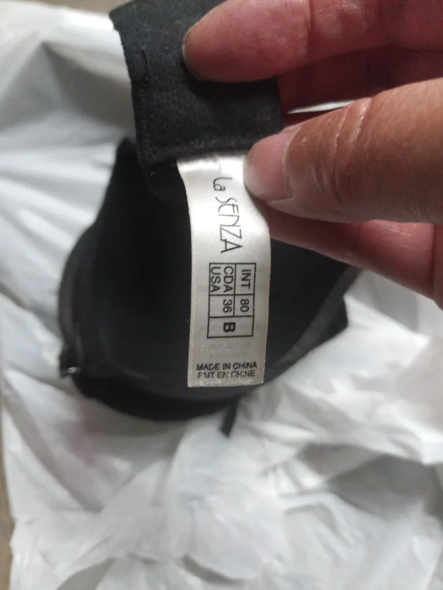 La Senza Bras - Size 36B image indicator(3)