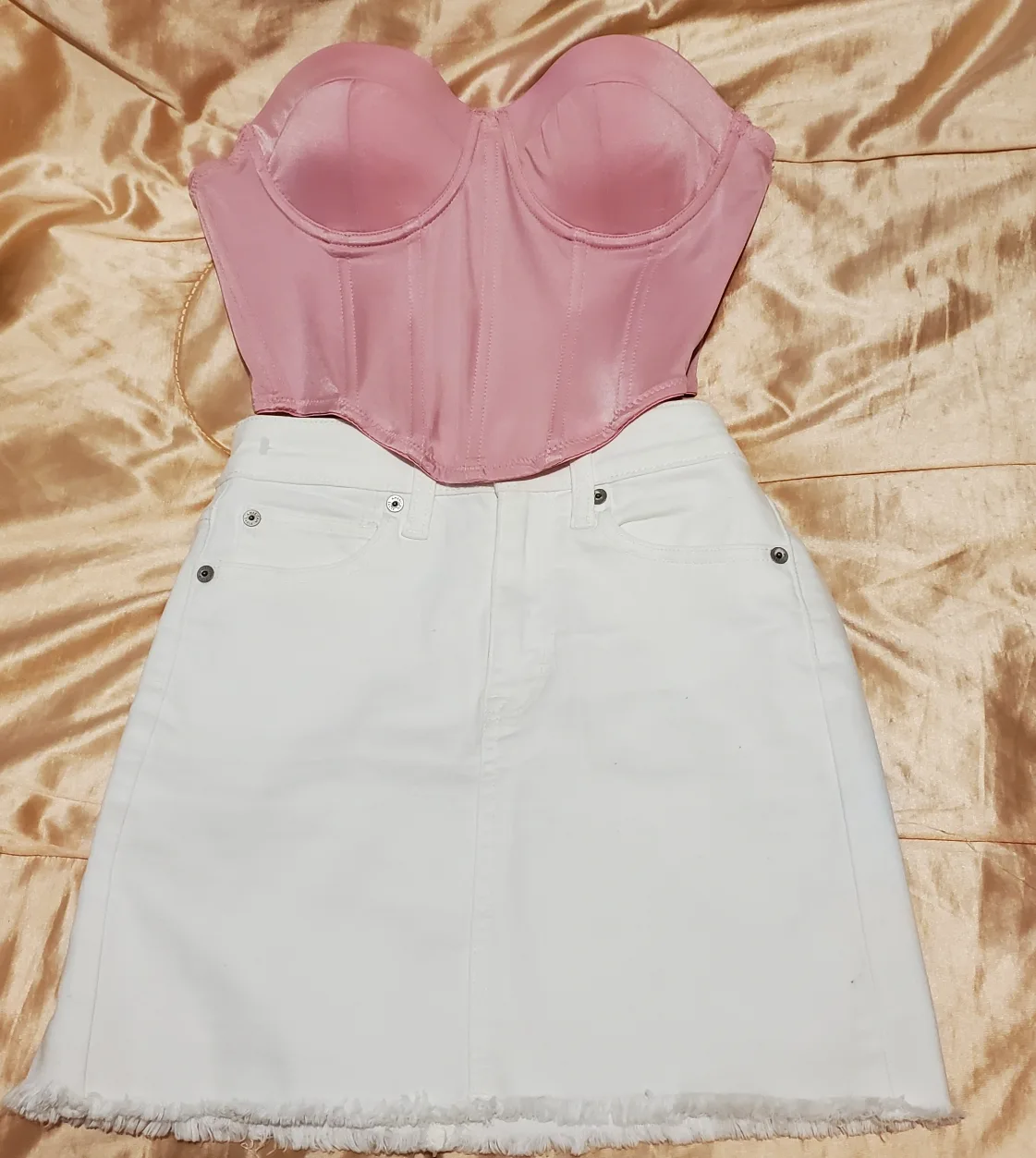 Forever 21 pink bustier top image indicator(6)