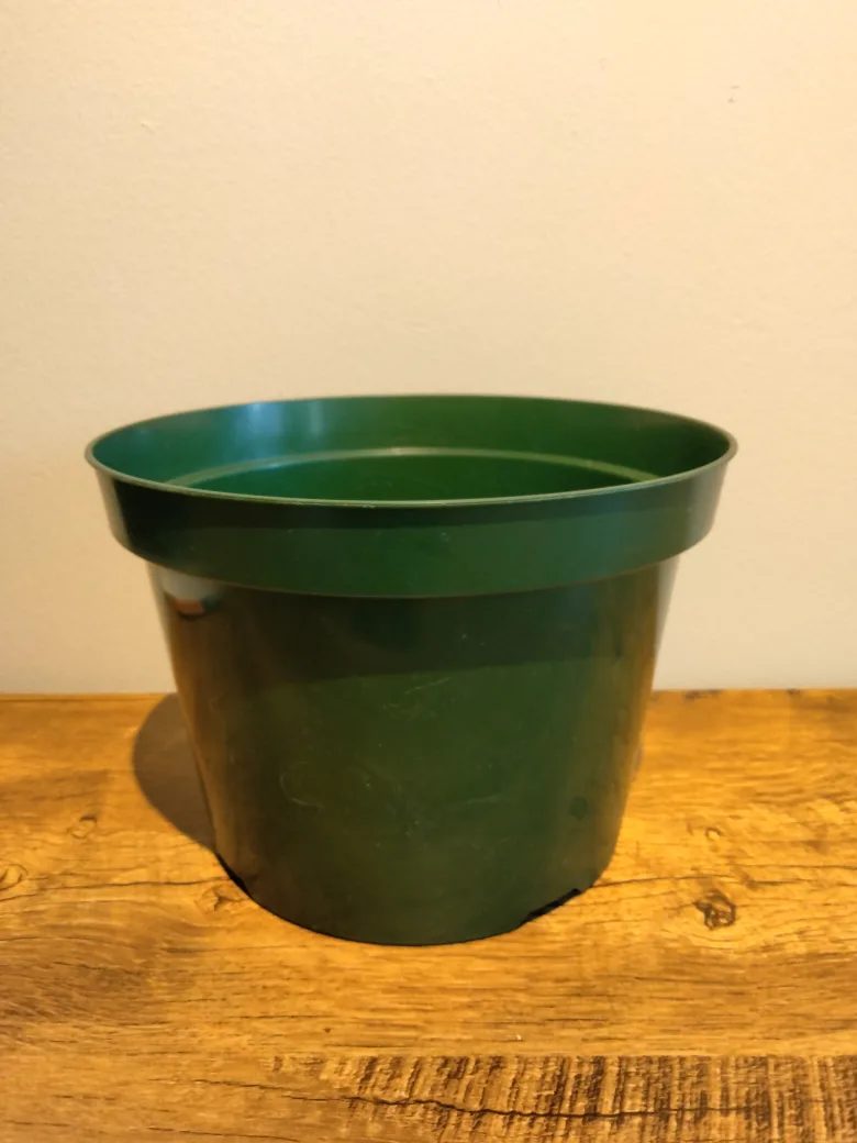 Dark Green Plant Pot thumbnail