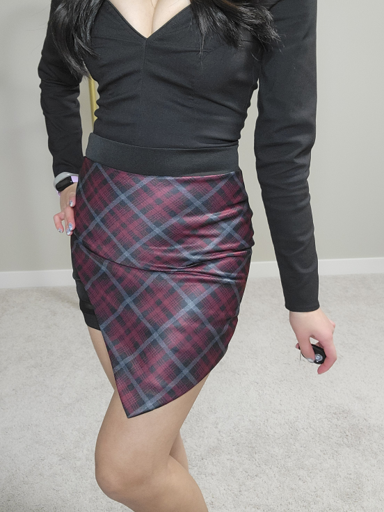 Black & Plaid Asymmetrical Mini Skirt - photo 3