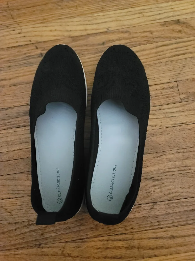 Classic Editions Black Slip-On Shoes, Size 10 #freecycle thumbnail