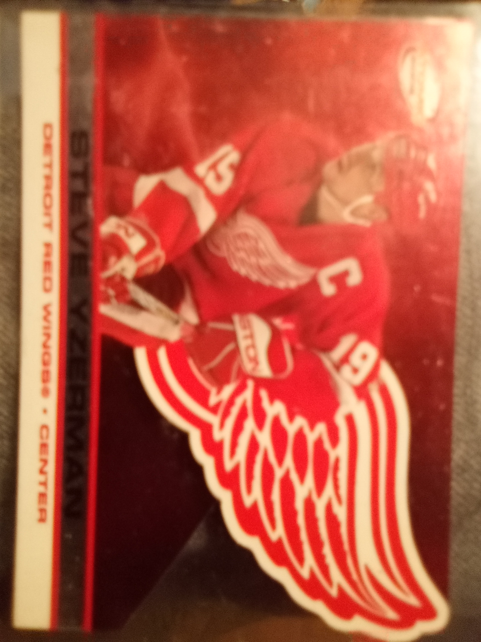 Steve Yzerman Hockey Card Lot - photo 4