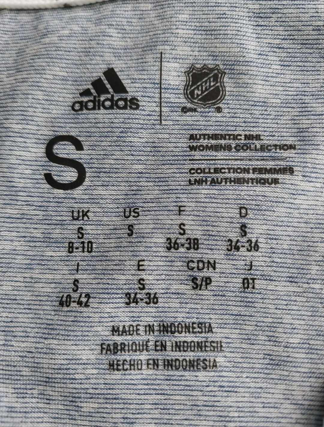 Adidas Toronto Maple Leafs T-Shirt-Small. Available! $8 firm. image indicator(2)