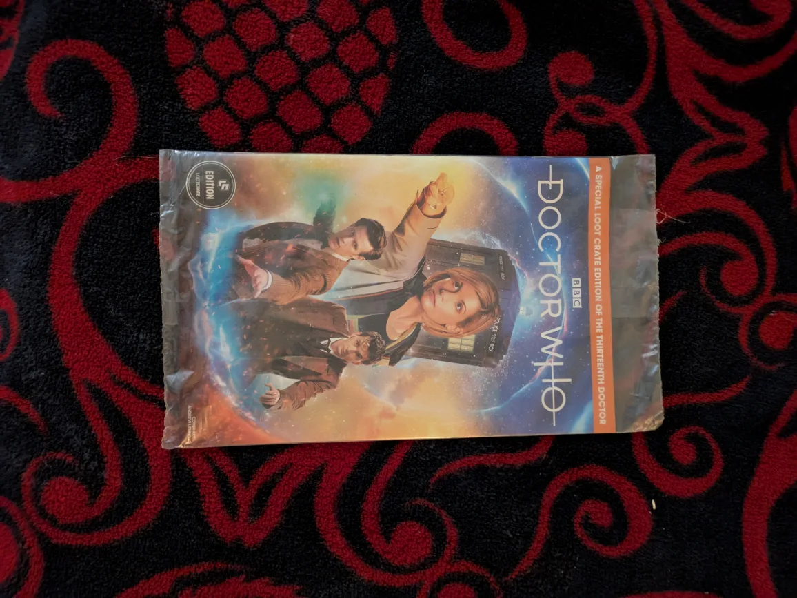 Doctor Who Loot Crate Edition Comic thumbnail