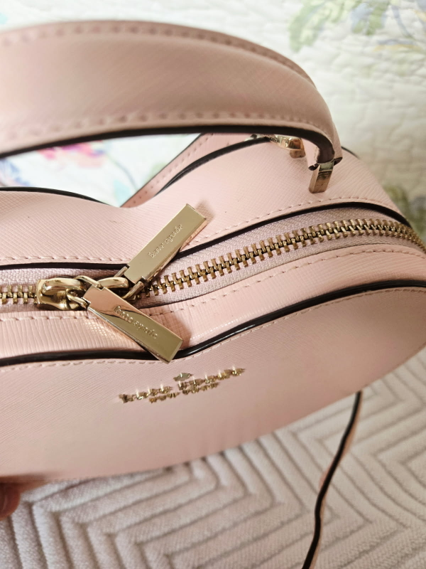 Kate Soade Heart Shaped Purse - photo 4